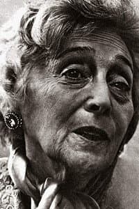 Milagros de la Vega in Juan Lamaglia y Sra.