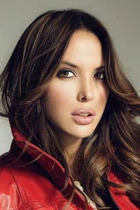 Erika Monserrate Vélez Zambrano in Amor en tiempos de likes