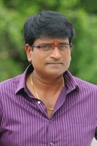 Ravi Babu in Anthaka Mundu Aa Tarvatha