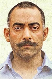 Manav Vij in Shera