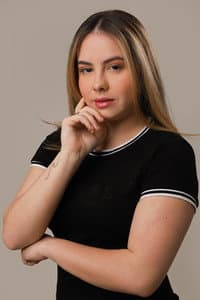 Pietra Pan in Parabéns, Garota!