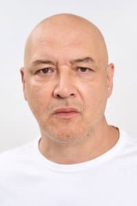 Maksim Sukhanov in Женщин обижать не рекомендуется