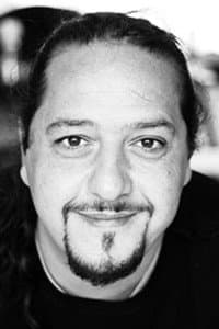 Ricardo Lo Giudice in Petit Vampire