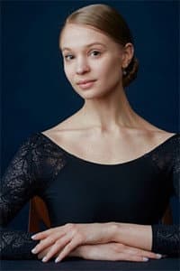 Angelina Vorontsova in La Bayadère
