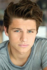 Nathan Varnson in Bandito