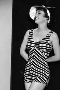Joan Wheeler in Twenty Million Sweethearts