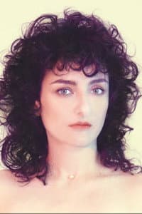Alice Lewis in L’odyssée musicale de Kate Bush