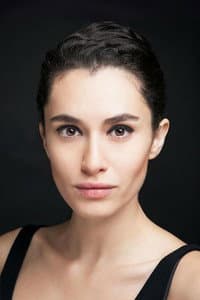 Hande Doğandemir in Bana Masal Anlatma