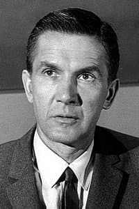 Lin McCarthy in Face of a Fugitive
