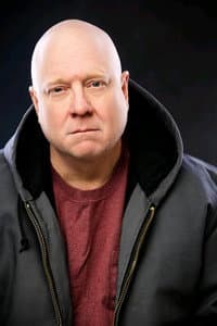 Robin Winton in Hustle