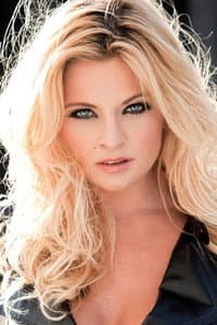 Bobbi Eden in Finger Licking Good 5