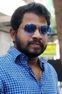 Hyper Adhi in Meda Meeda Abbayi