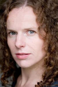 Astrid Adverbe in Avaler des couleuvres