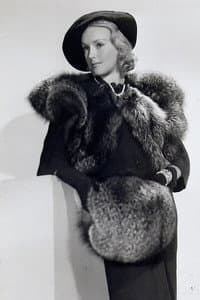 Sandra Storme in Sophie Lang Goes West