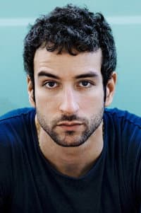 Mehmet Sözer in Smile