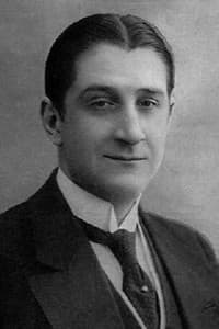 Gabriel Signoret in Nuits de feu