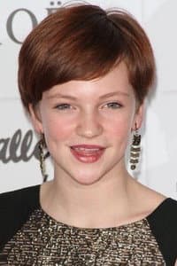 Eloise Laurence in Broken