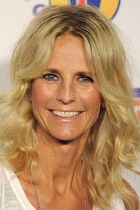 Ulrika Jonsson in Tom Jones : An Audience with Tom Jones