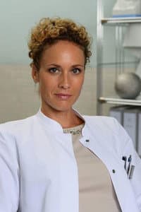 Claudia Hiersche in Nina Undercover - Agentin mit Kids