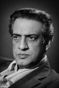 Satyajit Ray in Gaach (গাছ)