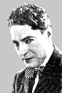 Bruce Gordon in The Love Gambler