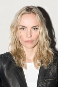 Nina Hoss in Bitte nach Mitte!