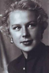 Larisa Kronberg in Звёзды на крыльях