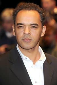 Peter de Jersey in National Theatre Live: Coriolanus