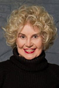 Íris Bruzzi in Ariella