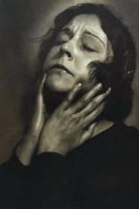 Annemarie Steinsieck in Die Rosenkreuzer