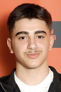Alin Uzun in Scrapper