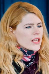 Karoline Rose Sun in Tom Medina