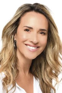 Angélica Castro in Alma