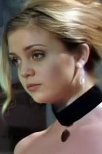 Lisha Snelgrove in Dark Confessions