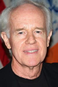 Mike Farrell in Private Sessions