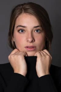 María José de la Cruz in This Never Happened
