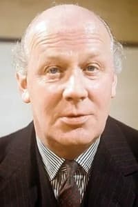 William Mervyn in Barnacle Bill