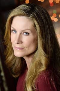Marcia Pizzo in Dust to Dust