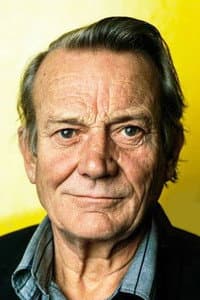 Denholm Elliott in Scoop