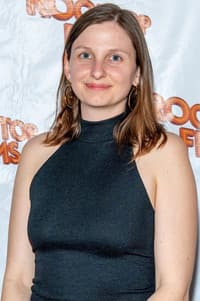Nadja Leonhard-Hooper in Intervenors