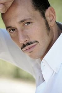 Emiliano Ragno in Tre tocchi