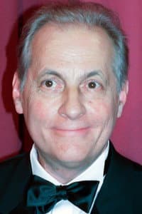 Michel Serrault in Messieurs les ronds de cuir