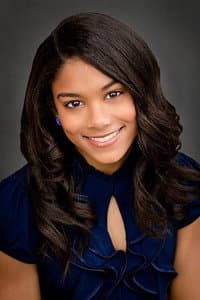 Niya Kerr in Vampire Genesis