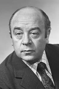 Leonid Bronevoy in Женитьба