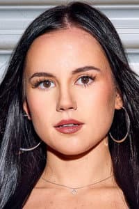 Iris Leon in Tushy Raw V86