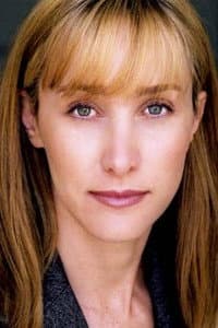 Chelsea Bond in The Search for Haunted Hollywood