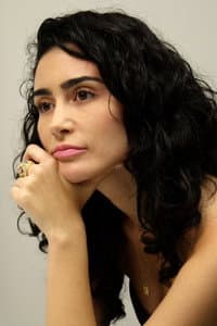 Cristiane Machado in Velório em Família