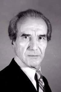 Walt Gorney in Cops and Robbers