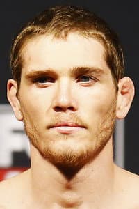 Jordan Mein in UFC Fight Night 49: Henderson vs. Dos Anjos
