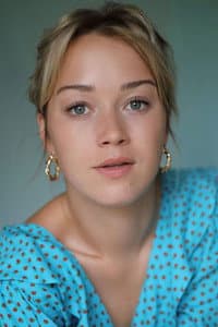 Hannah Traylen in Synthesized